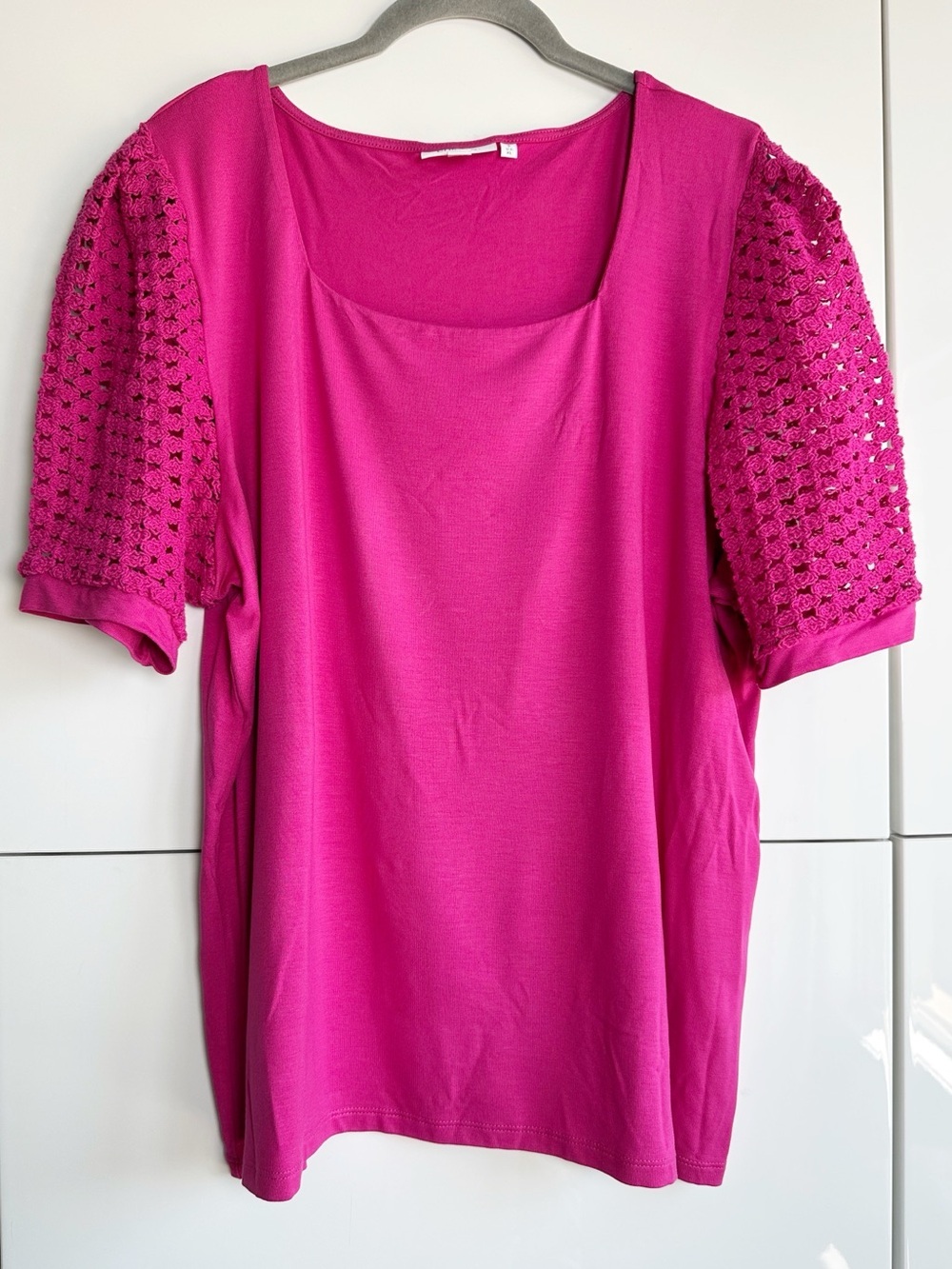 Chico’s Hot Pink Crochet Sleeve Blouse Scoop Neck Short Sleeve Coquette